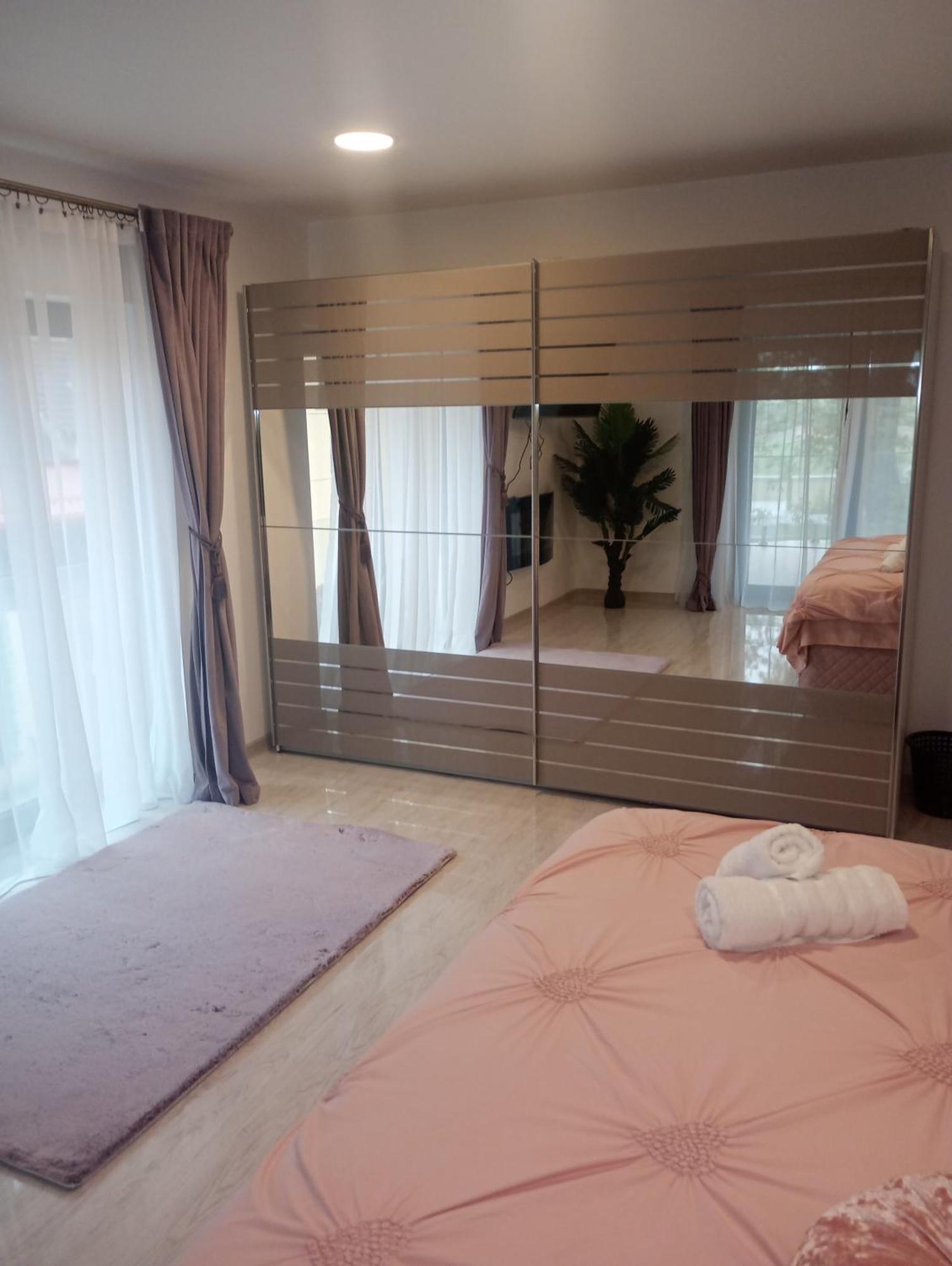 Izabella Guest House Сачеле Екстер'єр фото