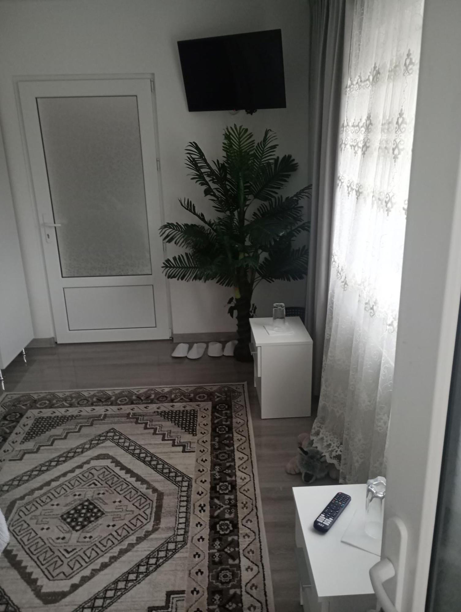 Izabella Guest House Сачеле Екстер'єр фото